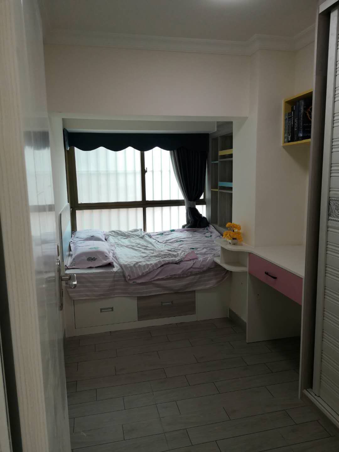 龍華三聯(lián)小產(chǎn)權(quán)房