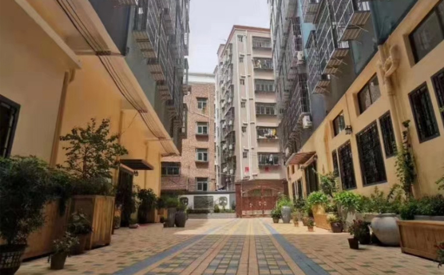 前海-悅?海新天地 寶安西鄉兩棟花?園小區36萬/套起