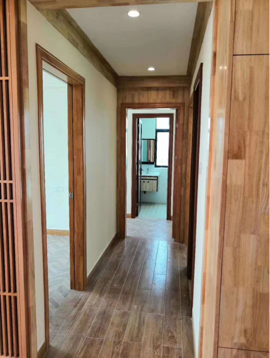 長安濱海藍灣一房二廳：47㎡均價：8500元/㎡