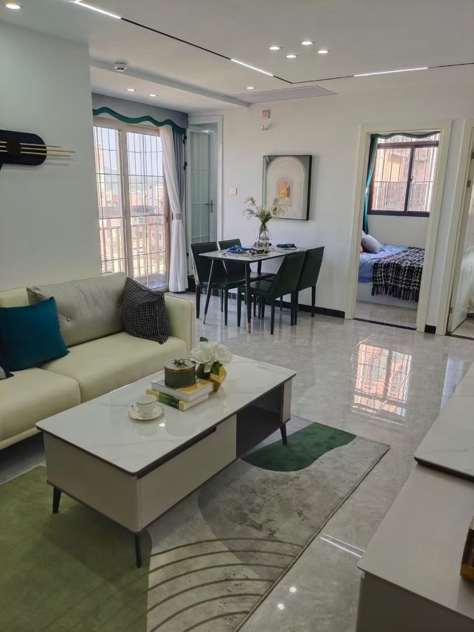 新圍時(shí)尚公館 68.8萬元起/套