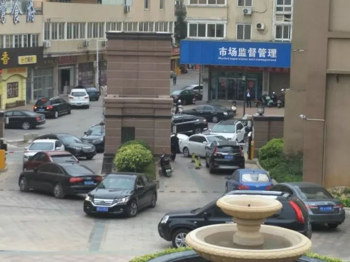 我們的車停到地下停車場也不讓進(jìn)