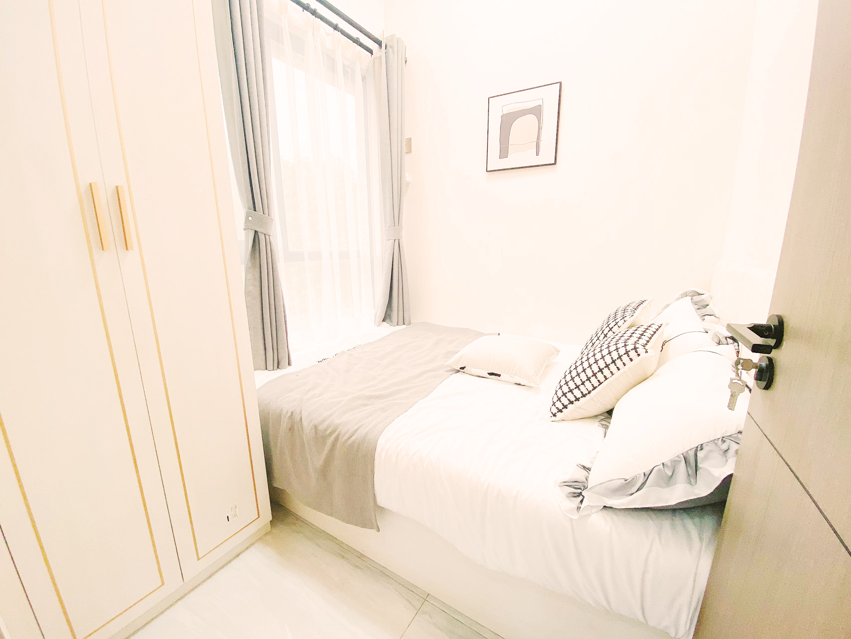 深圳石巖小產權房| 蔚藍花城 ，34.8萬/套