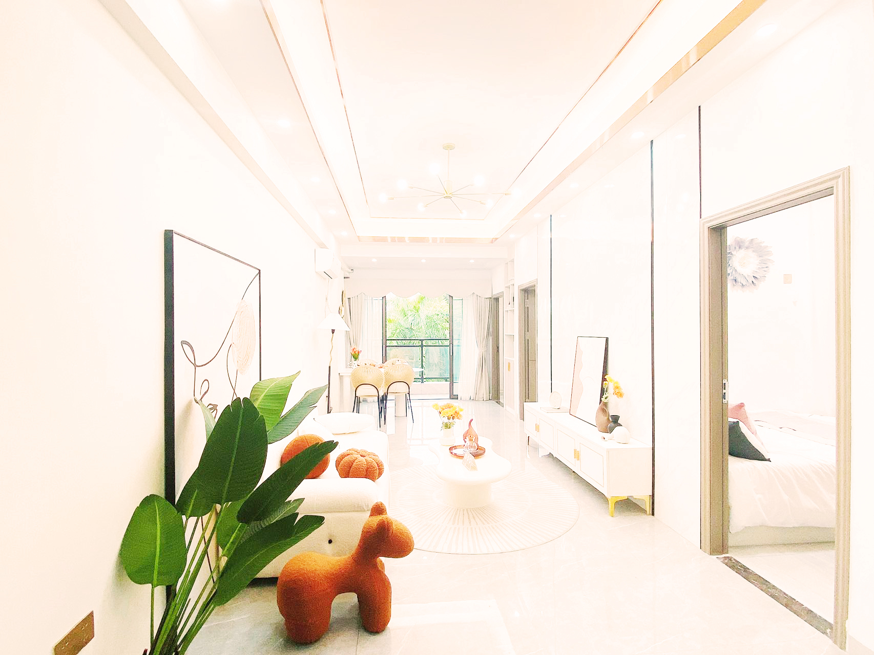 深圳石巖小產權房| 蔚藍花城 ，34.8萬/套